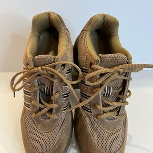 Danca Womens Sonnet Brown Sneakers 9.5